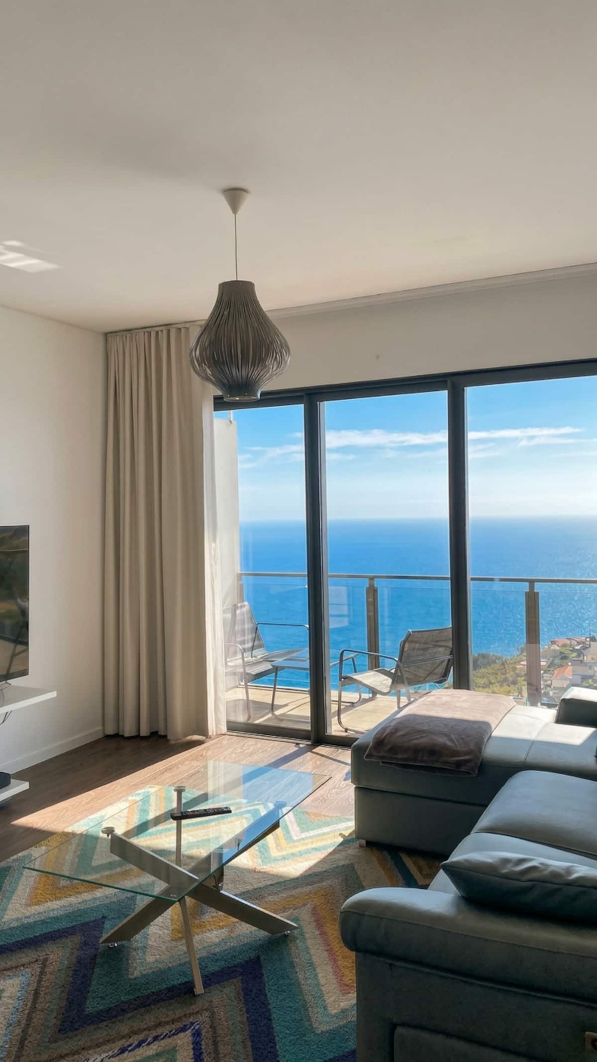 Sea View Apartment, Arco da Calheta — Madeira