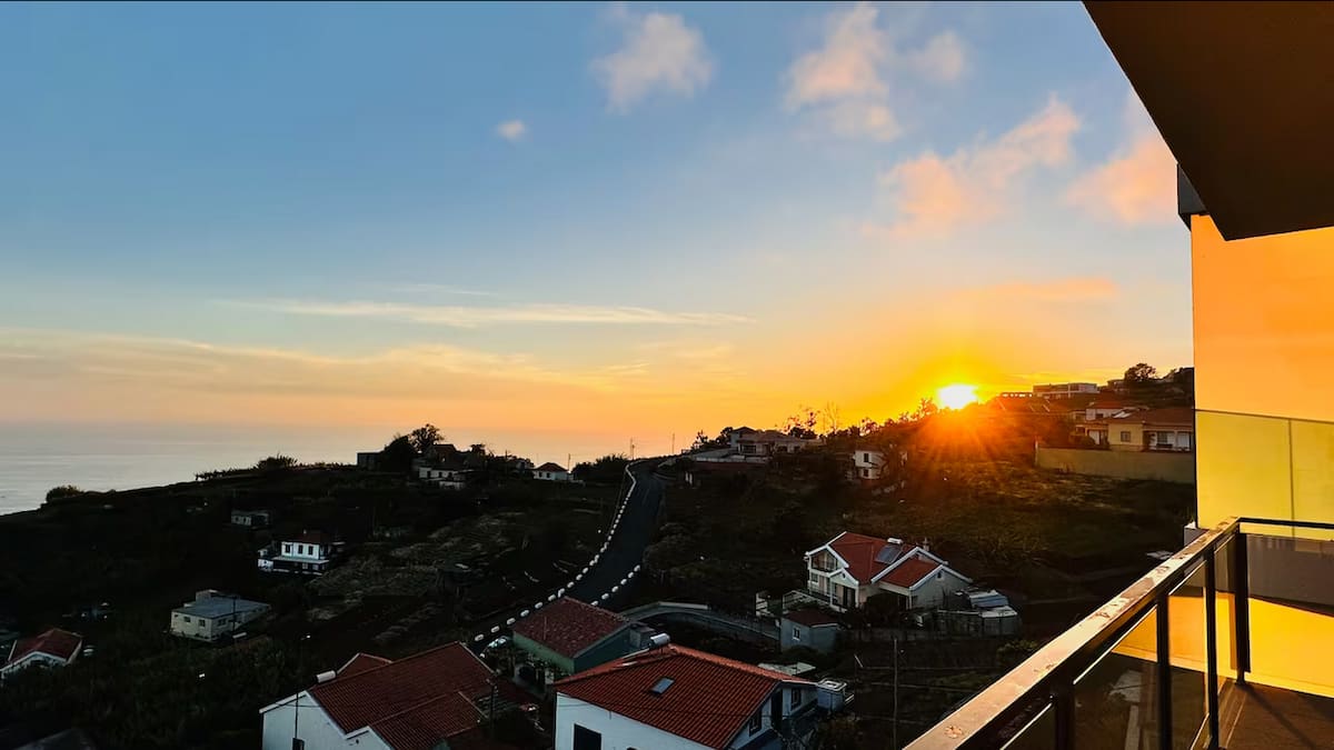 Sea View Apartment, Arco da Calheta — Madeira