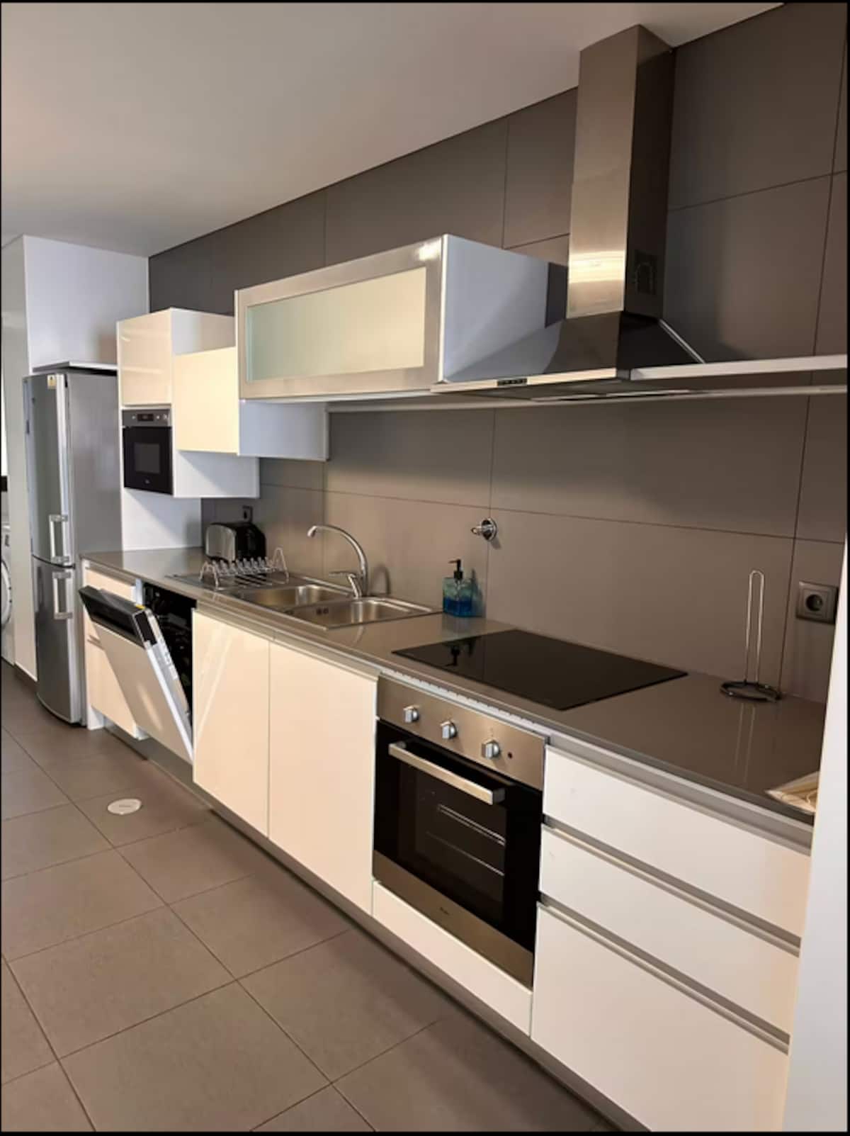 Sea View Apartment, Arco da Calheta — Madeira